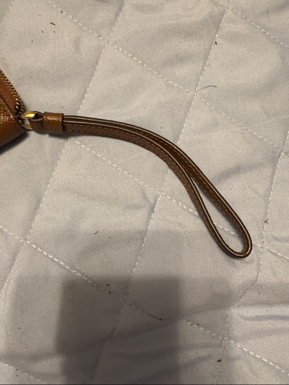 Coach Tan Pebbled Leather Zip Wallet with Gold Hardware - Picture 6 of 6